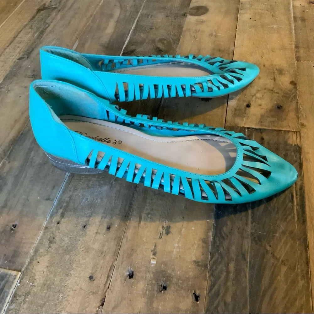ModCloth Retro flats - Picture 2 of 12